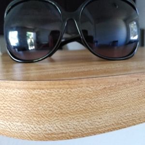 Meet your Posher, Nicola